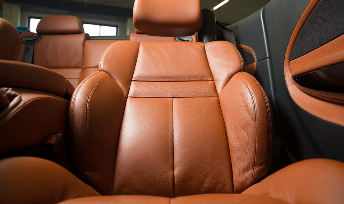 До — загрязнённый салон